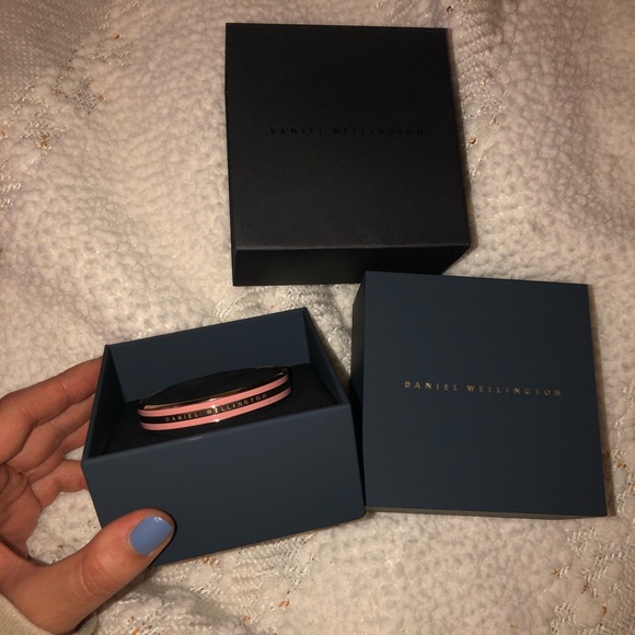 Daniel Wellington Jewelry - Daniel Wellington classic slim bracelet in pink